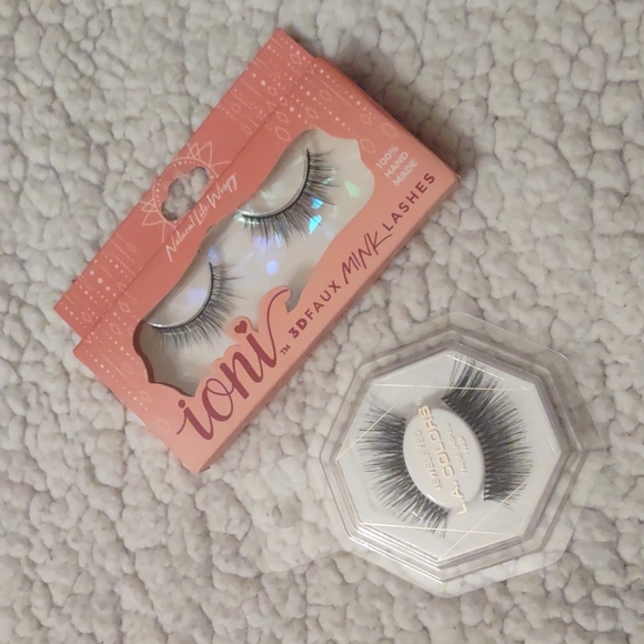 5 for $10 2 sets of lashes